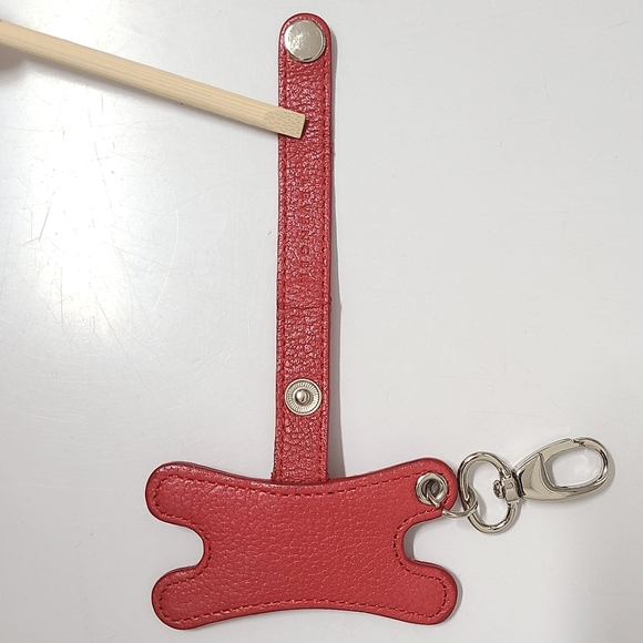 Levenger Red Leather Pocquettes Cable/Cord Clip-on Holder - Picture 8 of 14